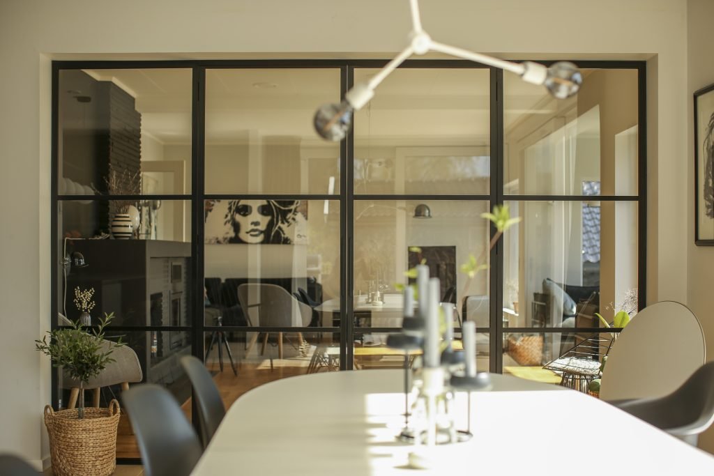 C5D36310 Glassvegg til kjøkken